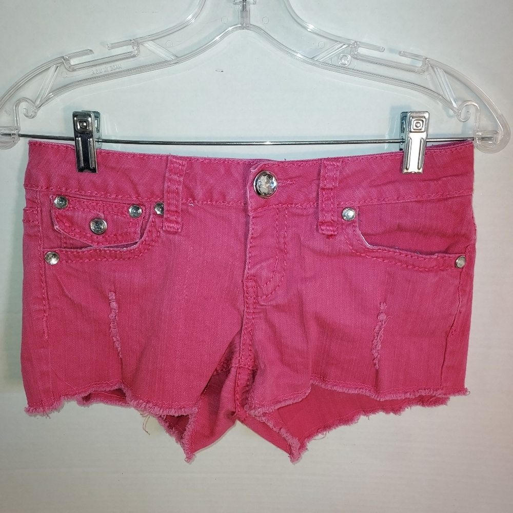 Zanadi Pink Blingy Lightly distressed jean shorts size 7